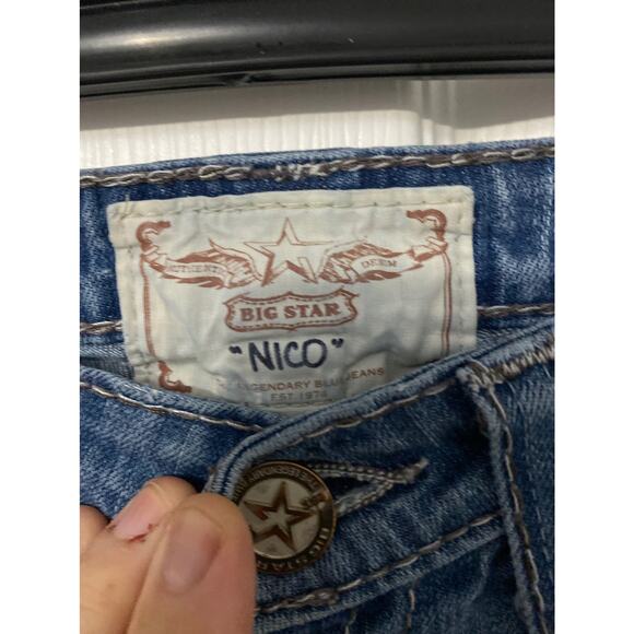 Big Star Nico Distressed Jeans size 26r - Picture 2 of 10